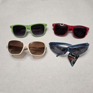 4 Vintage? Sunglasses Red Green White And Blue